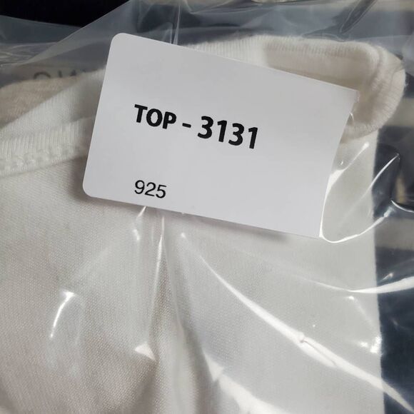 Maurices Small Colorblock Tee Cream Tan Charcoal Short Sleeve Knot Hem - Picture 6 of 6